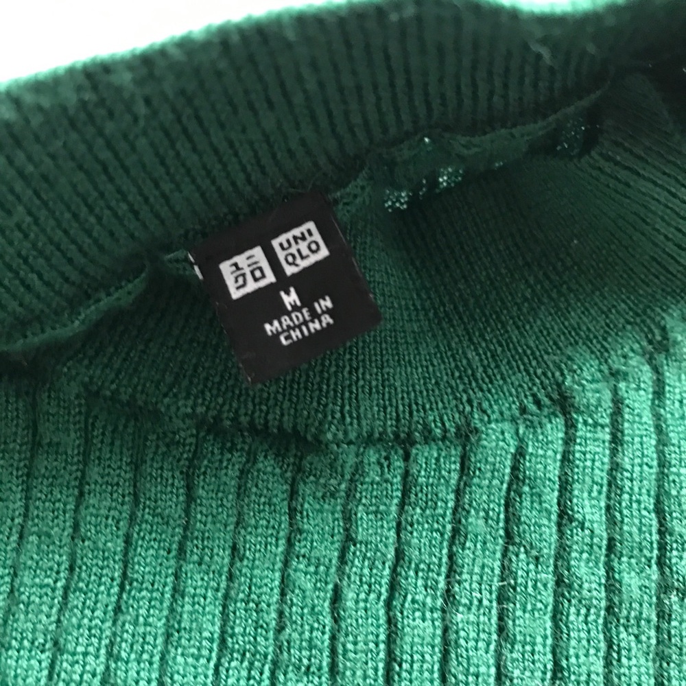 Green Ribbed Short-Sleeve Knit Top - Picture 2 of 7